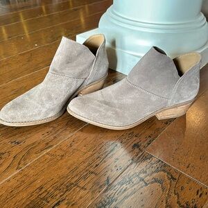 Lucky brand leather boots ankle cutout size 9 1/2